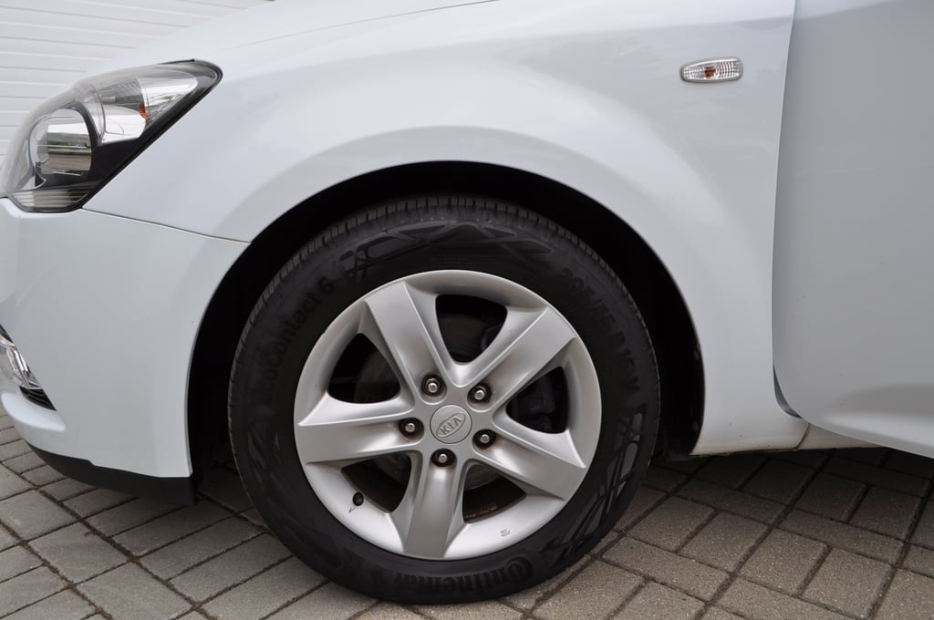 Kia Ceed 2012 benzină, 5.950 € — imagine 9