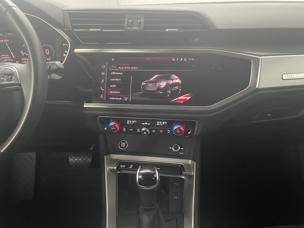 AUDI Q3 2023 — imagine 13