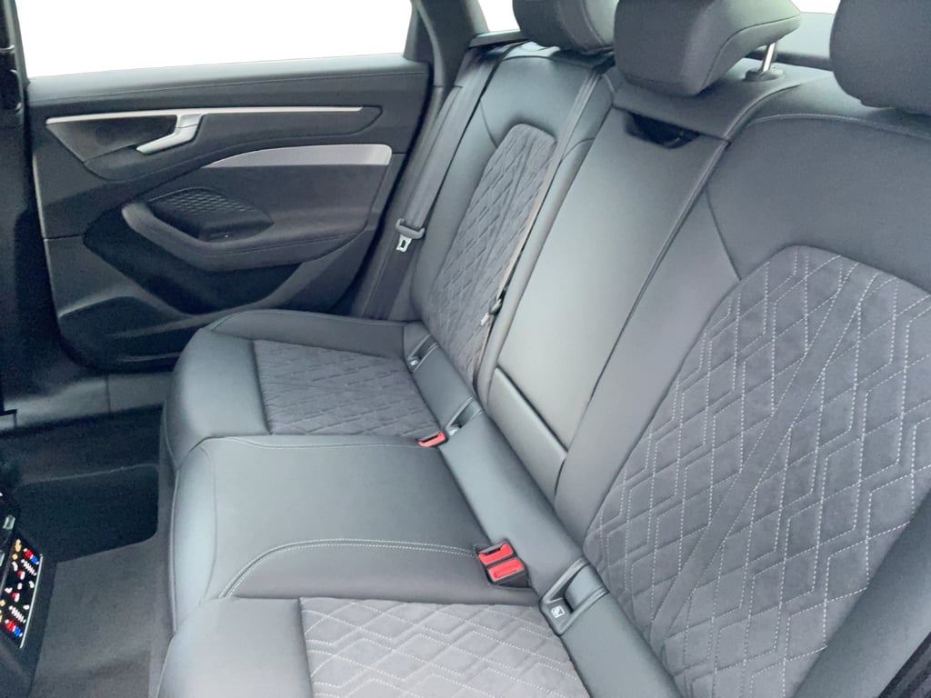 AUDI A6 2026 — imagine 12