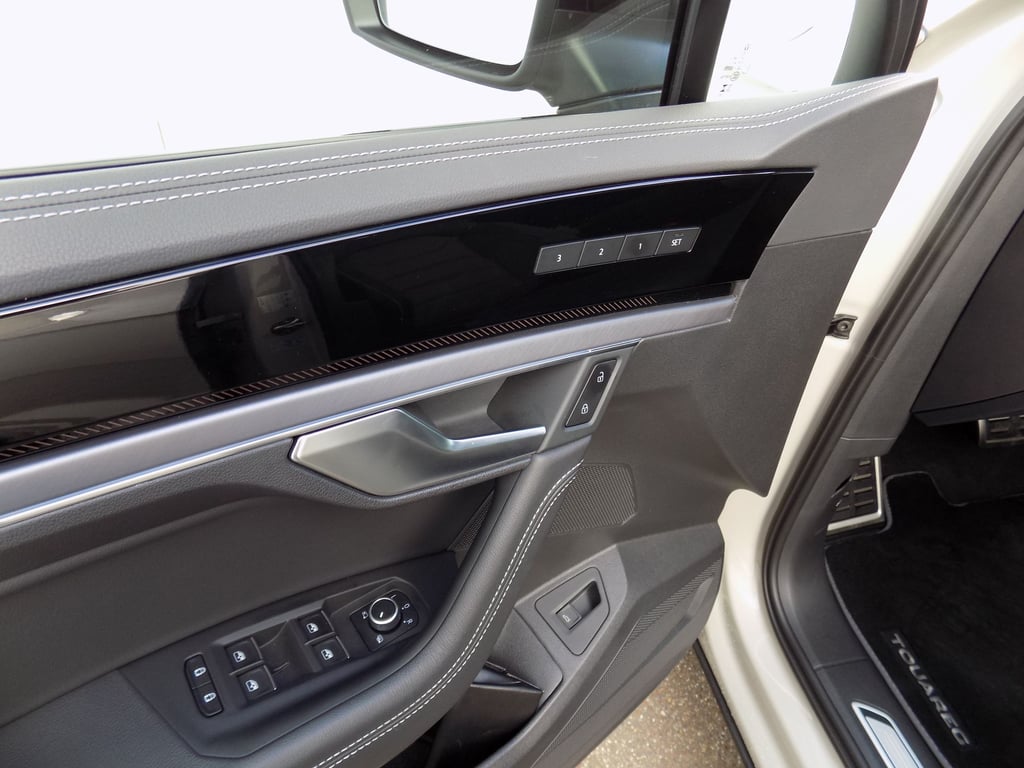 VOLKSWAGEN Touareg 2026 — imagine 12