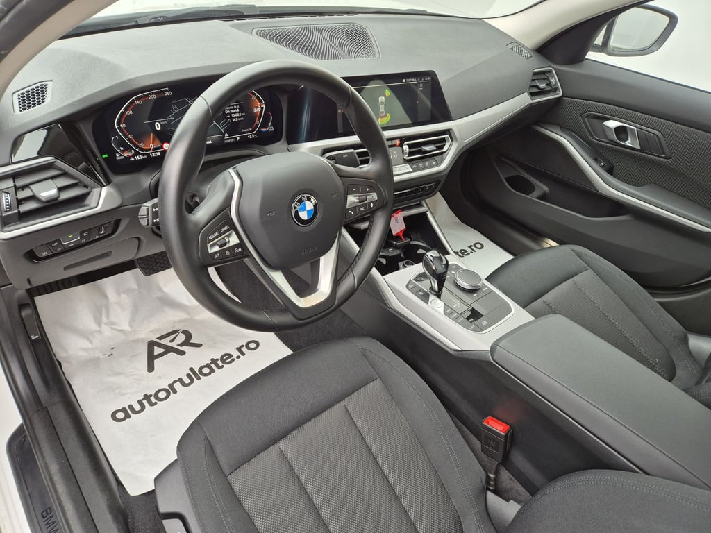 BMW Seria 3 2021 — imagine 9