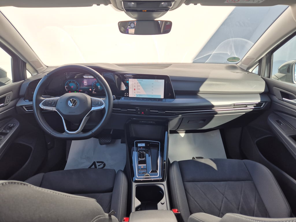 VOLKSWAGEN Golf 2022 — imagine 11