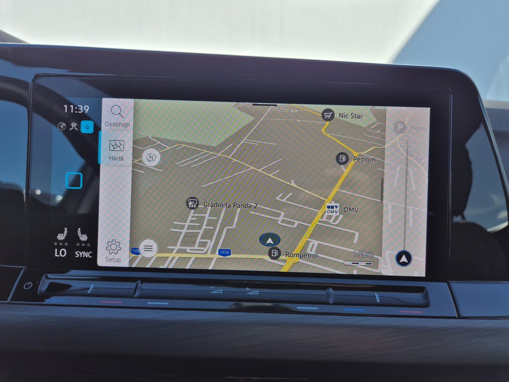 VOLKSWAGEN Golf 2022 — imagine 19