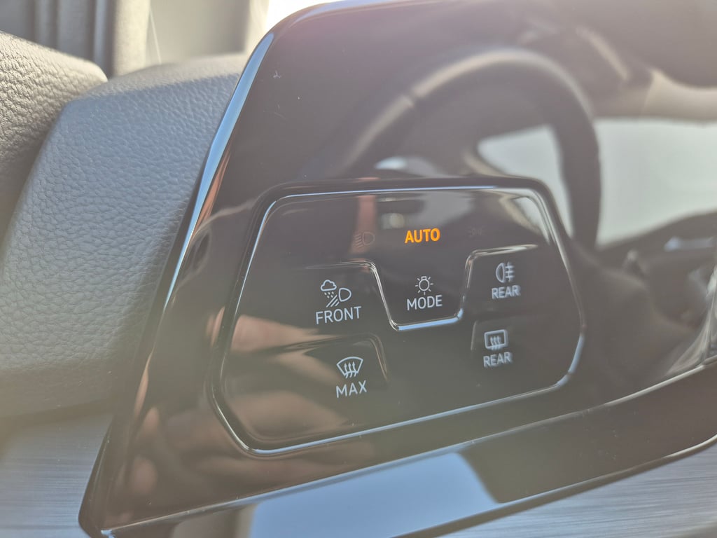 VOLKSWAGEN Golf 2022 — imagine 13