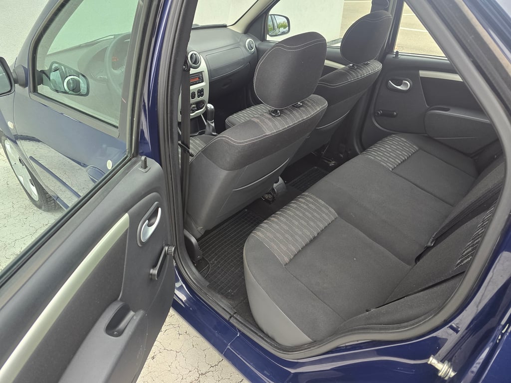 DACIA Logan 2012 — imagine 18