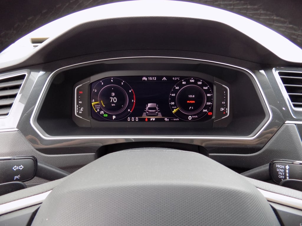 VOLKSWAGEN Tiguan 2022 — imagine 12
