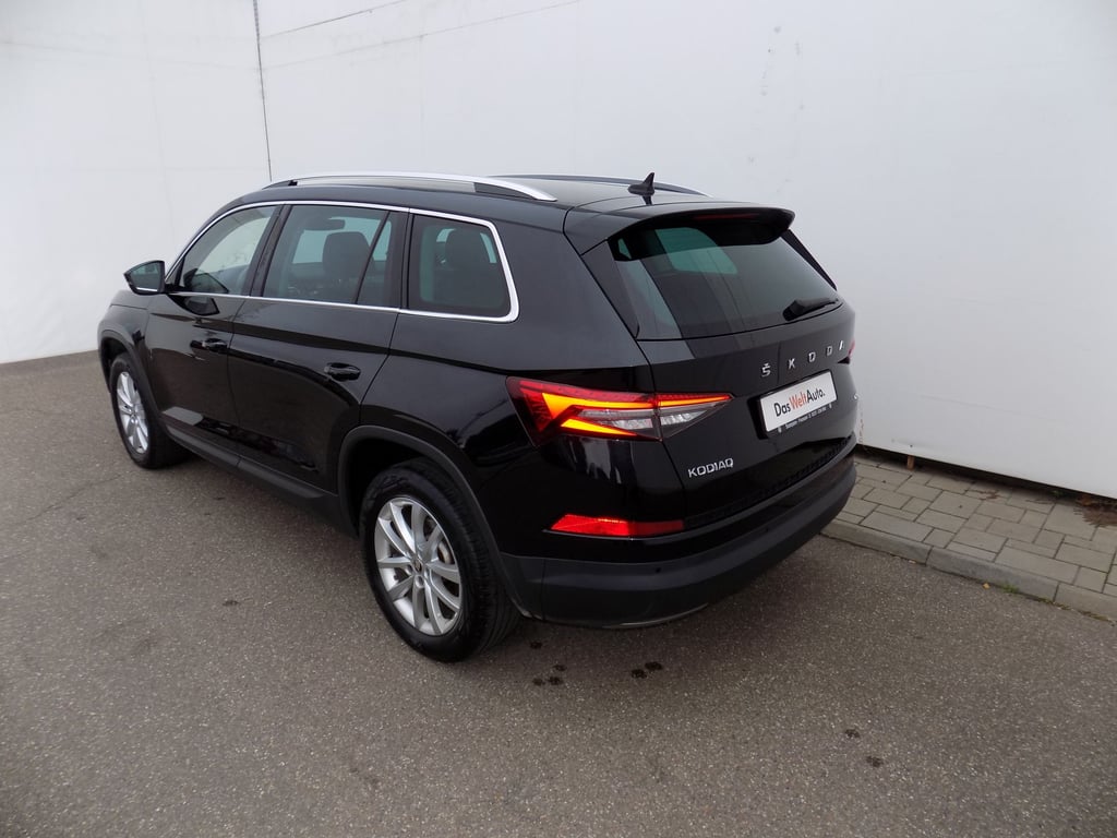 SKODA Kodiaq 2023 — imagine 3