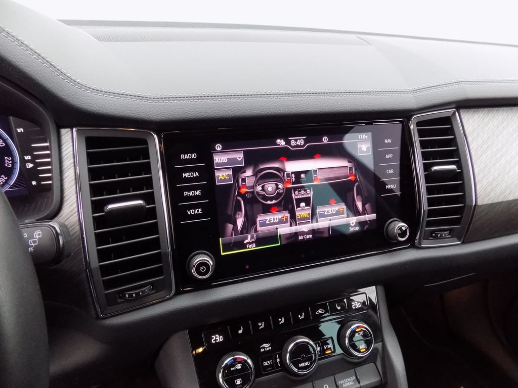 SKODA Kodiaq 2023 — imagine 19