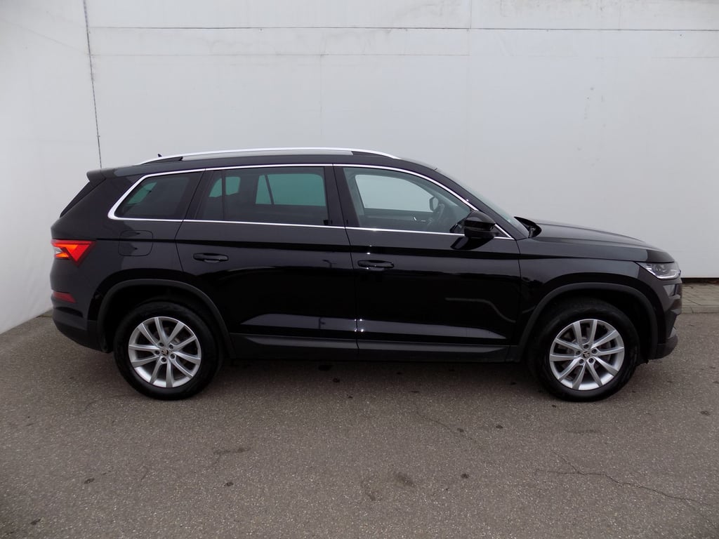 SKODA Kodiaq 2023 — imagine 6