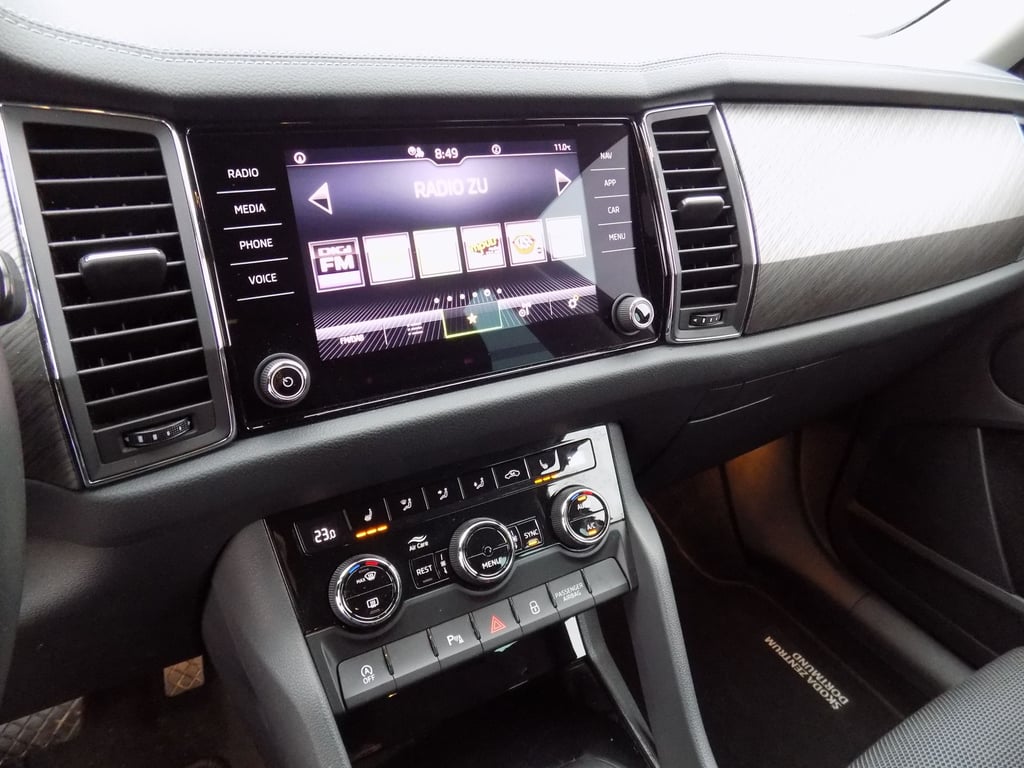 SKODA Kodiaq 2023 — imagine 20