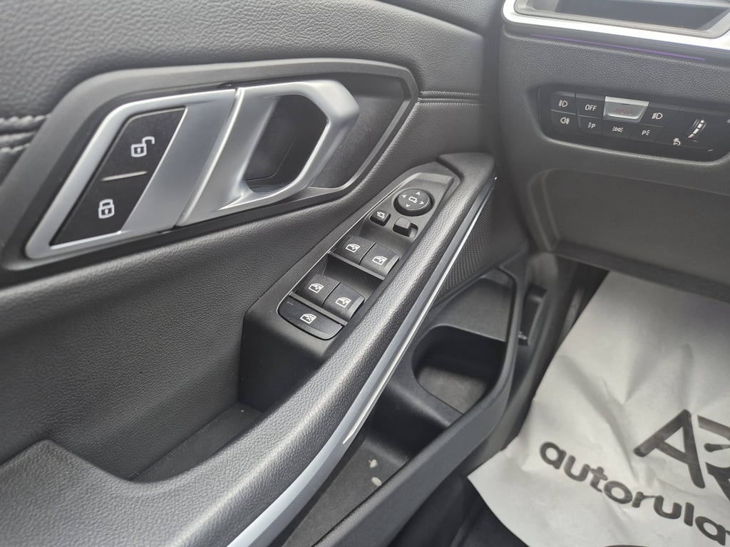 BMW Seria 3 2021 — imagine 14