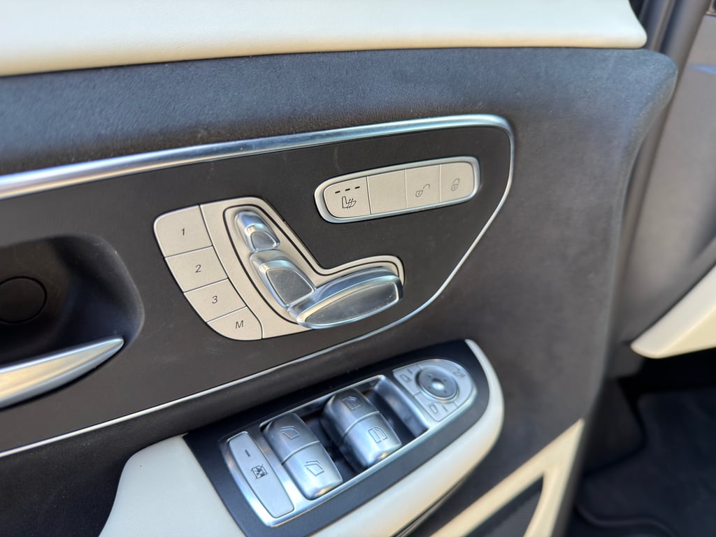 MERCEDES-BENZ V-Class 2022 — imagine 11