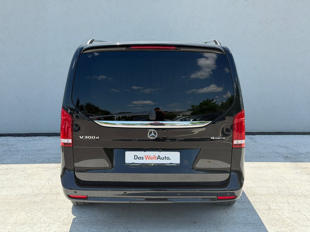 MERCEDES-BENZ V-Class 2022 — imagine 4