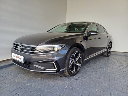 VW Passat GTE