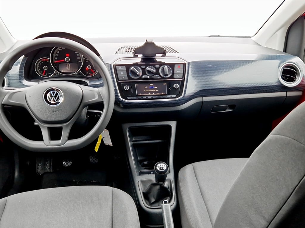 VOLKSWAGEN Up 2021 — imagine 17