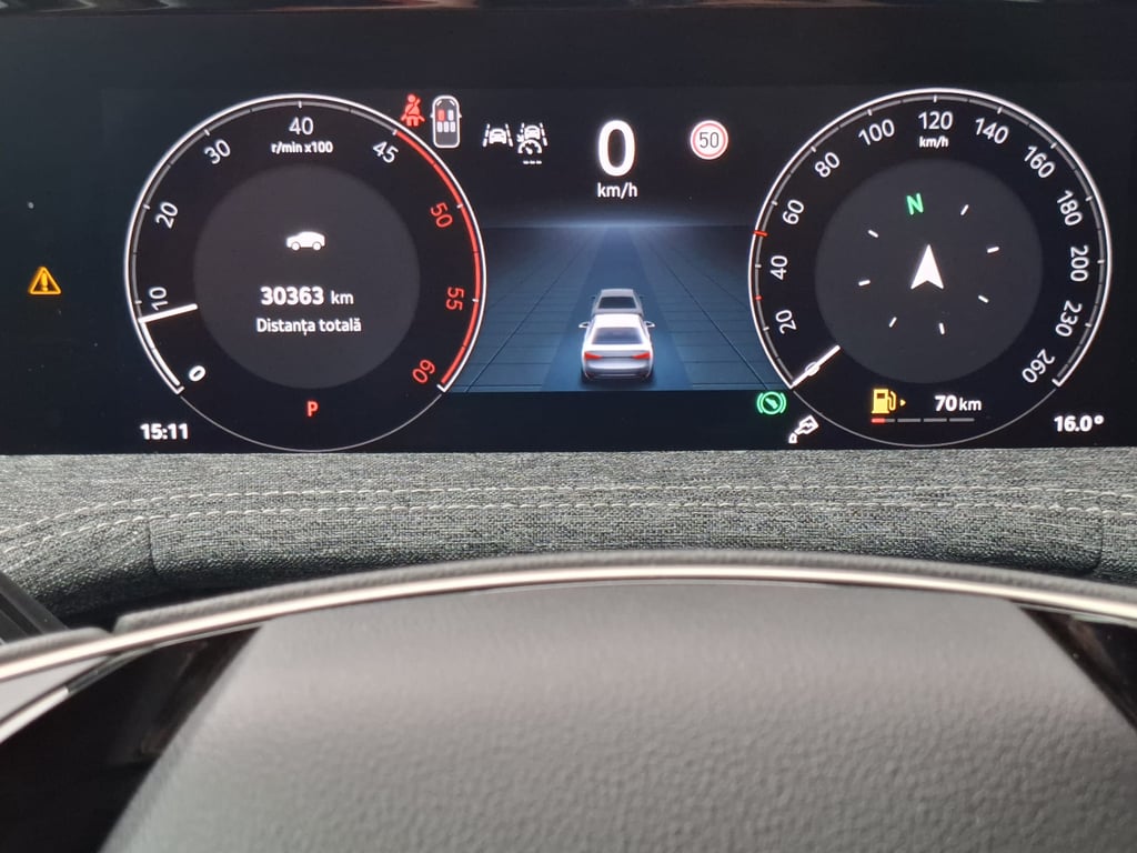 SKODA Superb 2025 — imagine 10