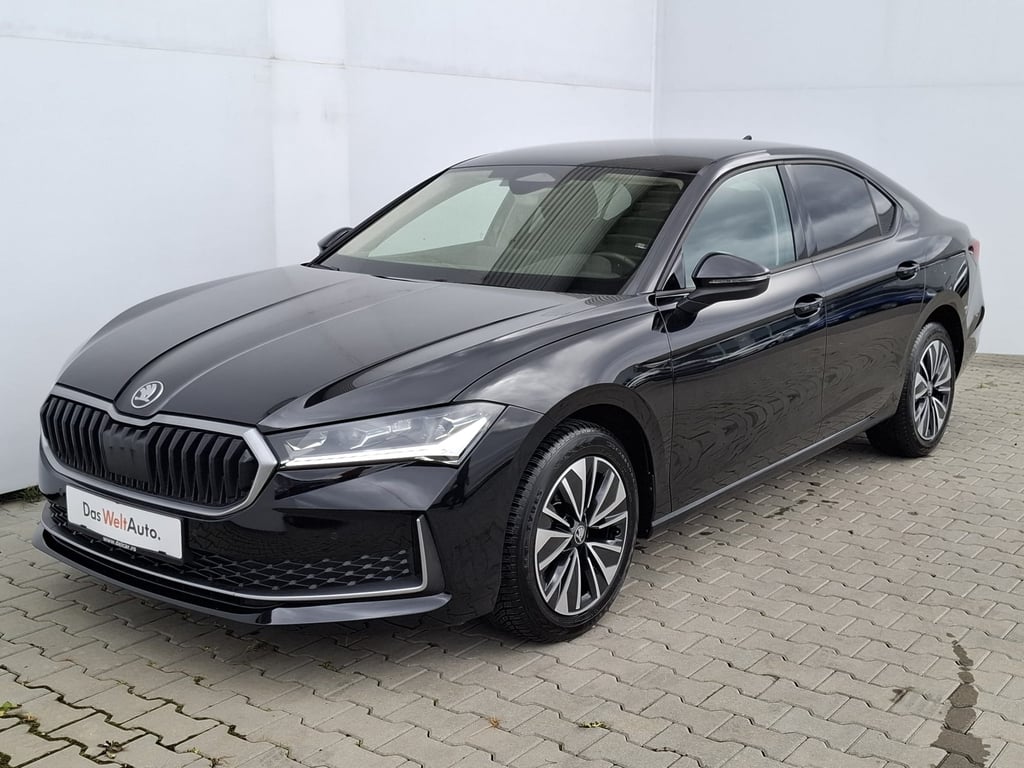 SKODA Superb 2025 — imagine 1