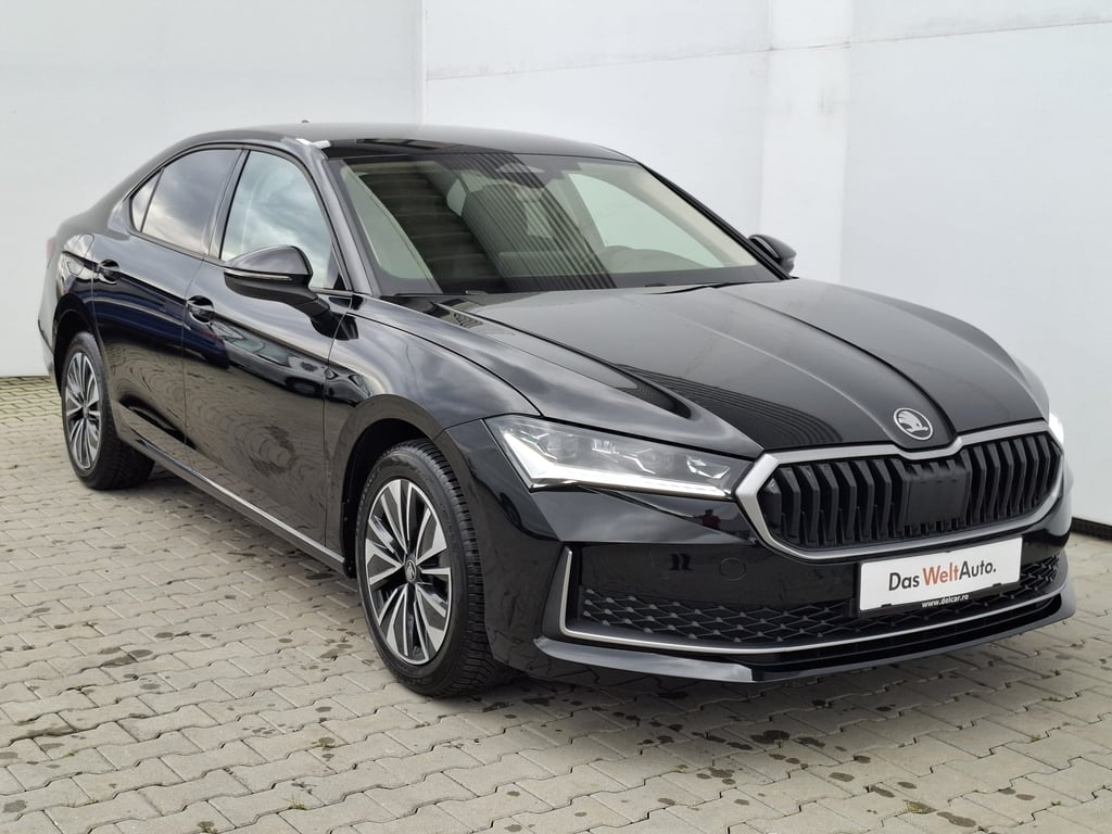SKODA Superb 2025 — imagine 7