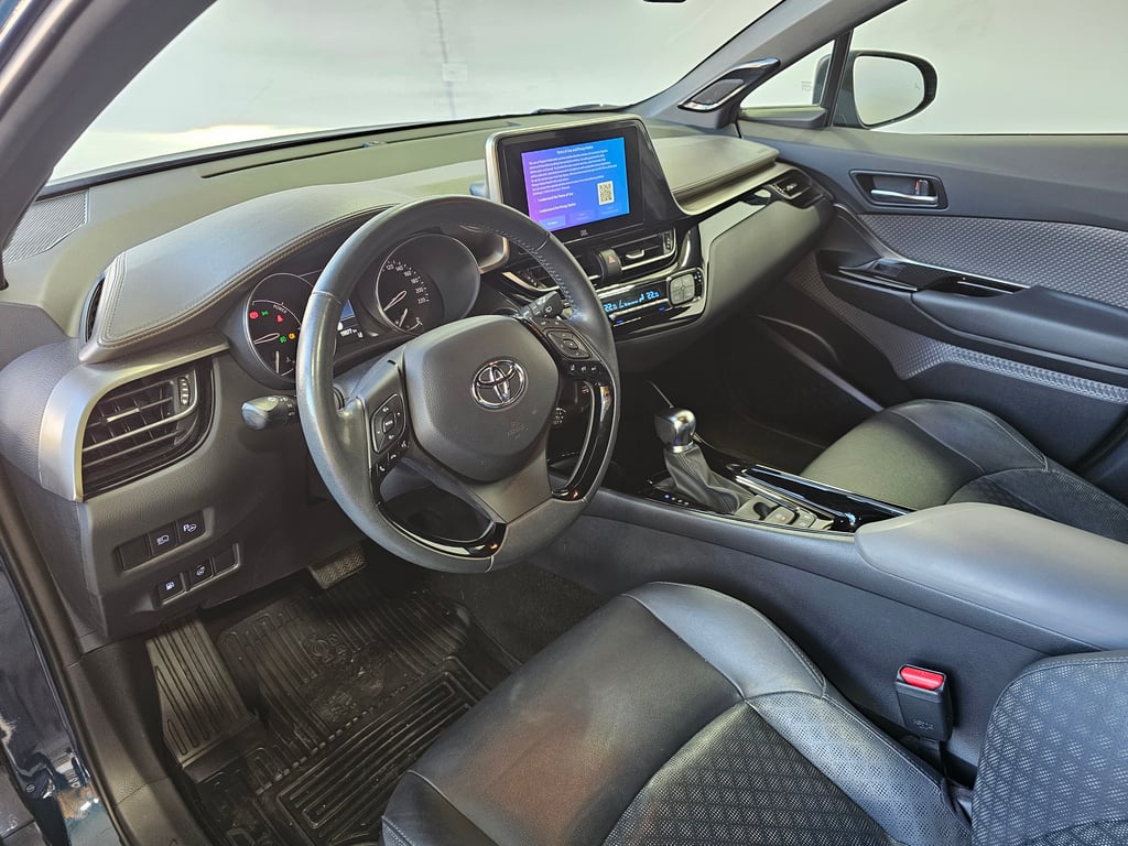 TOYOTA C-HR 2023 — imagine 6