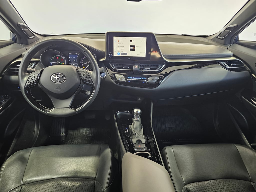 TOYOTA C-HR 2023 — imagine 7