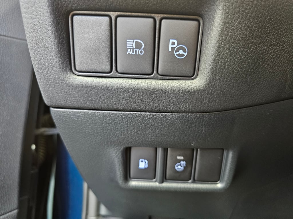 TOYOTA C-HR 2023 — imagine 12