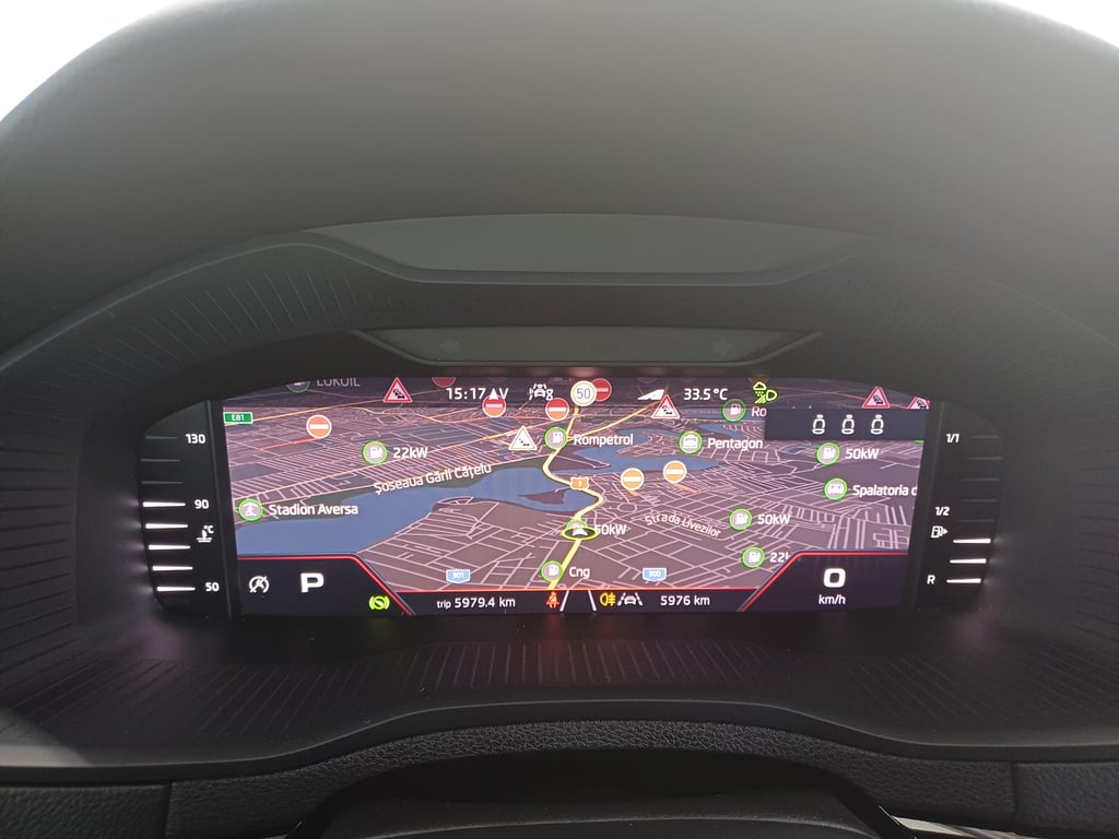 SKODA Karoq 2026 — imagine 16
