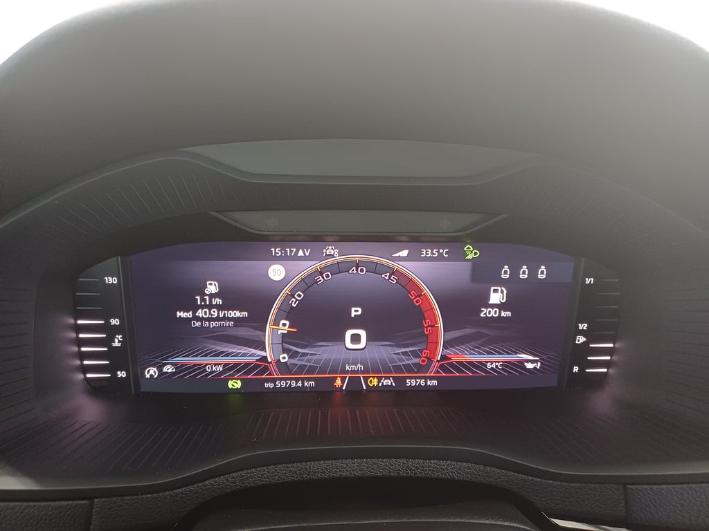 SKODA Karoq 2026 — imagine 13