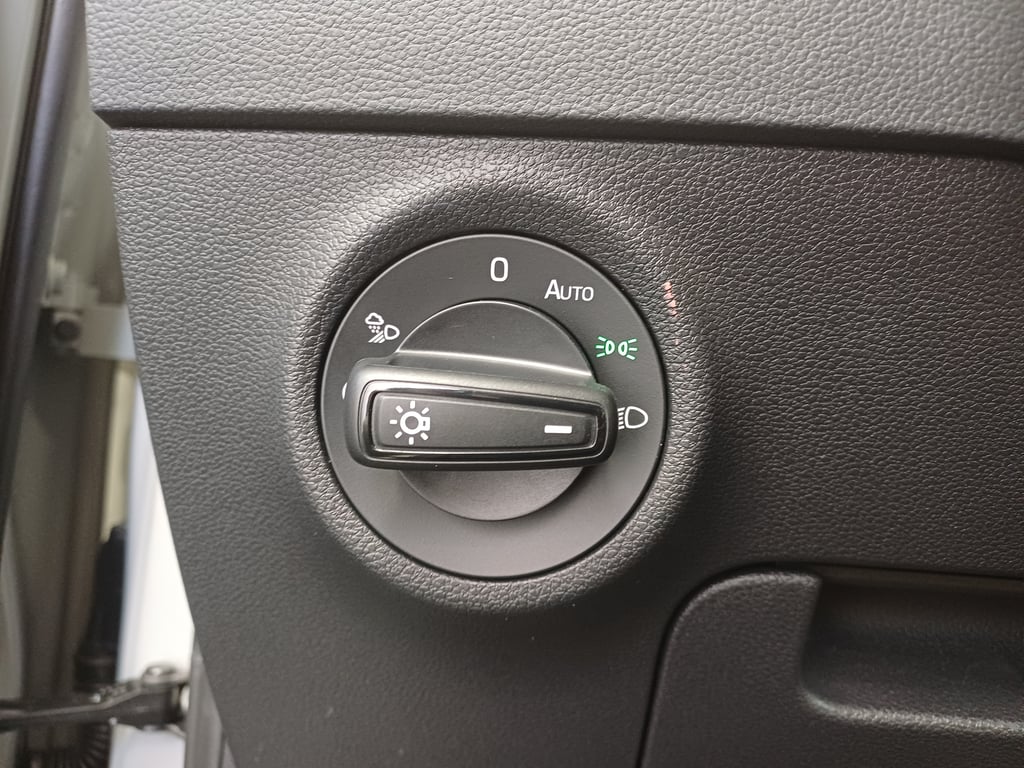 SKODA Karoq 2026 — imagine 9