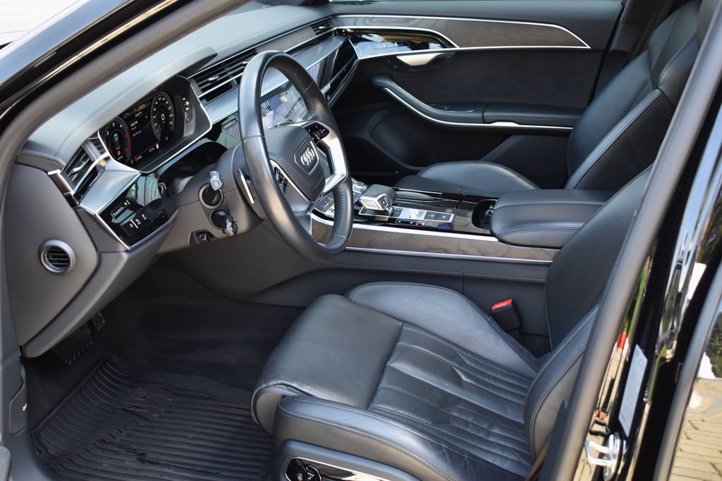 AUDI A8 2021 — imagine 16