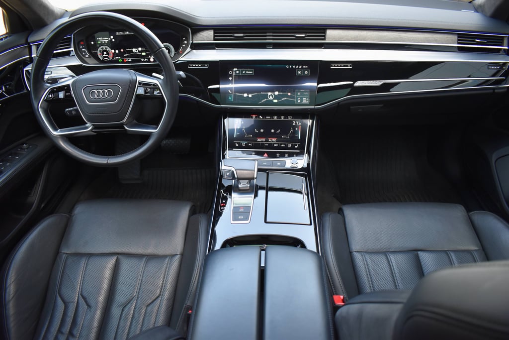 AUDI A8 2021 — imagine 18