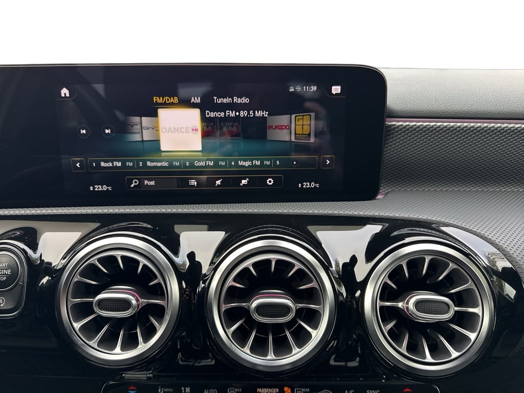 MERCEDES-BENZ A-Class 2021 — imagine 18