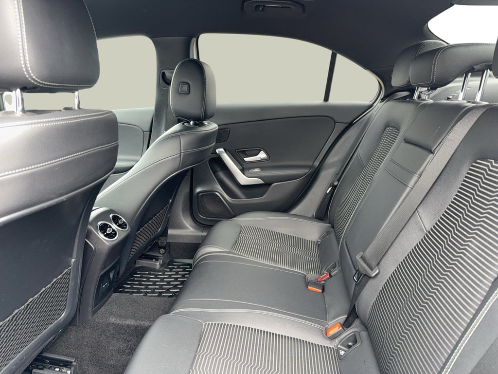 MERCEDES-BENZ A-Class 2021 — imagine 13