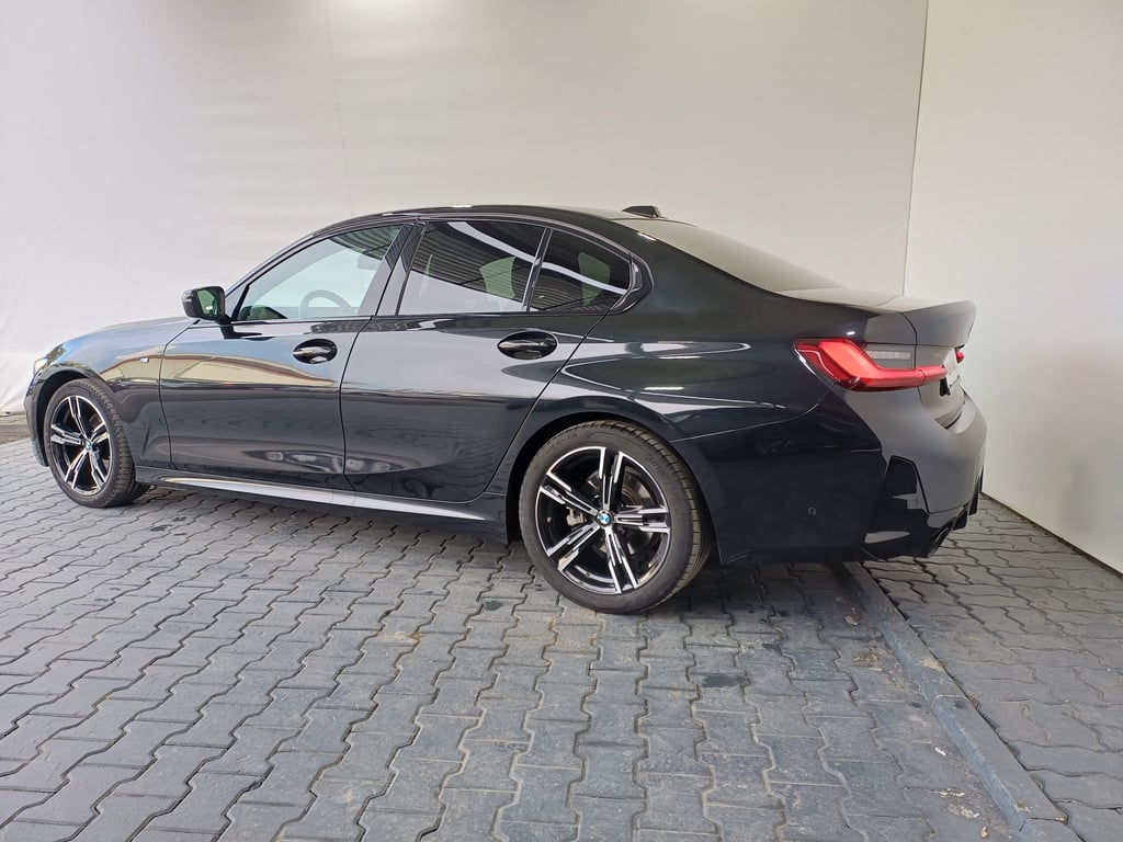 BMW Seria 3 2023 diesel, 32.990 € — imagine 3