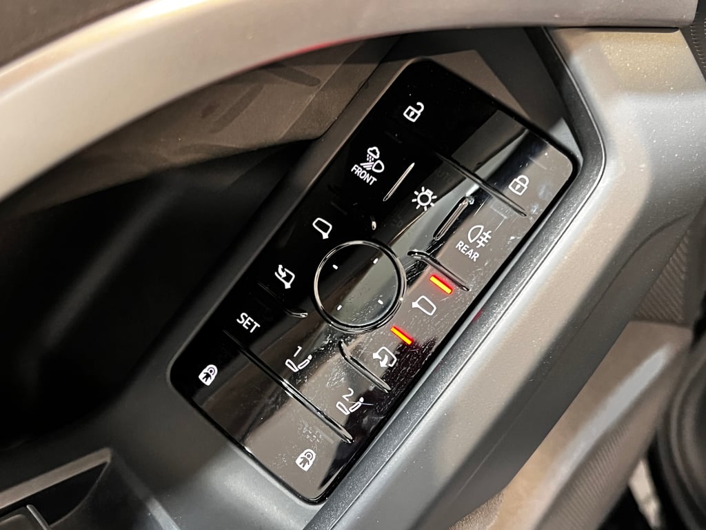 AUDI Q5 2025 — imagine 10