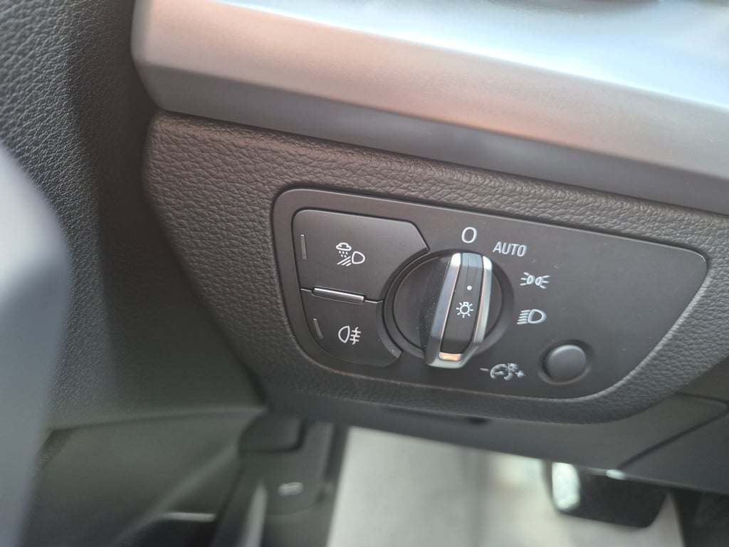 AUDI Q5 2022 — imagine 14