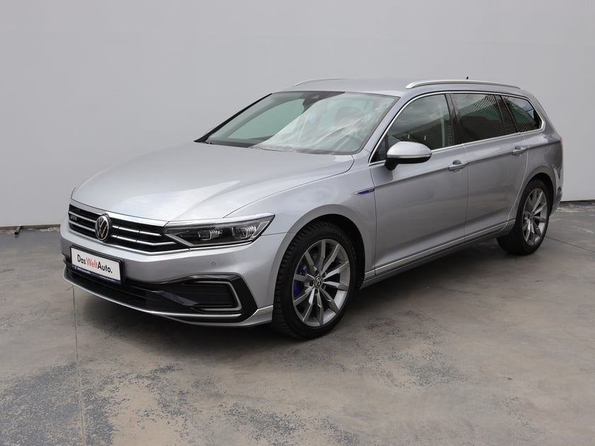 VW Passat Variant GTE
