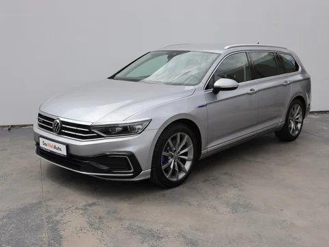 VW Passat Variant