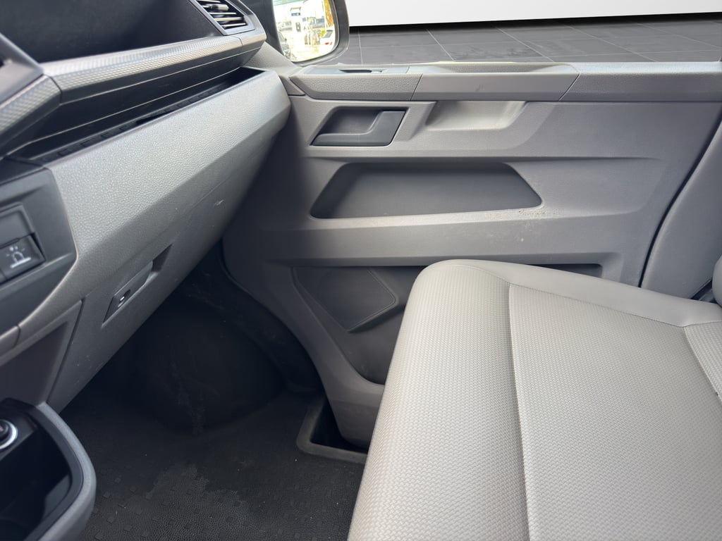 VOLKSWAGEN Transporter 2022 — imagine 15