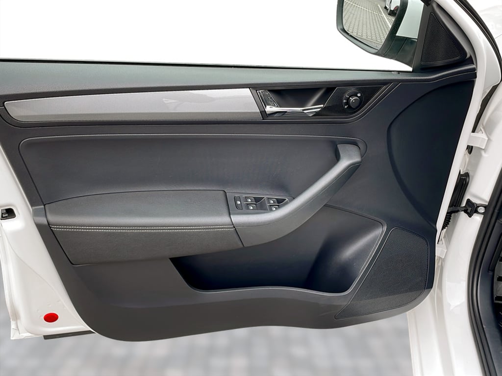 SEAT Toledo 2018 — imagine 12