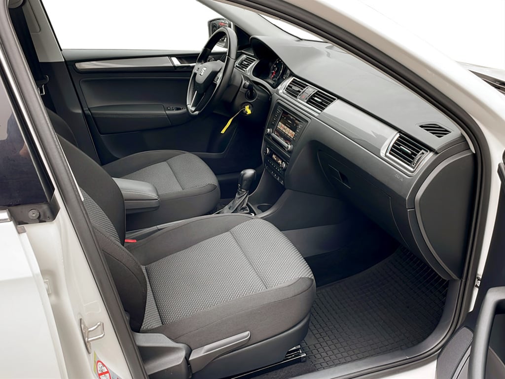SEAT Toledo 2018 — imagine 15