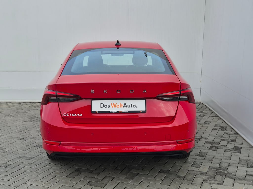 SKODA Octavia 2022 — imagine 4
