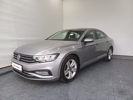 VW Noul Passat Highline 2.0 TDI DSG