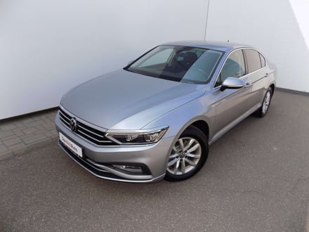 VW Noul Passat Comfortline 2.0 TDI DSG