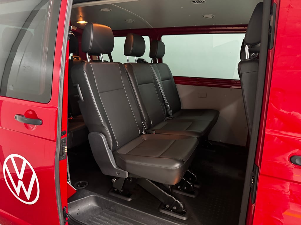 VOLKSWAGEN Transporter 2019 — imagine 20