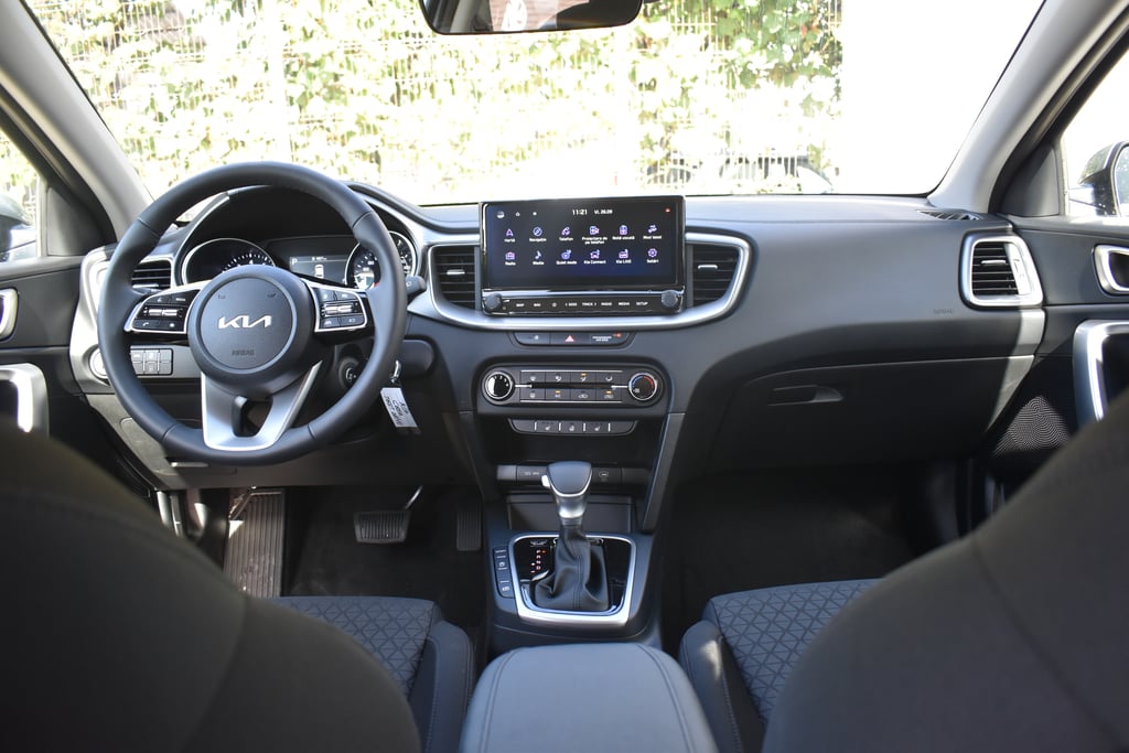 KIA Ceed 2025 — imagine 10