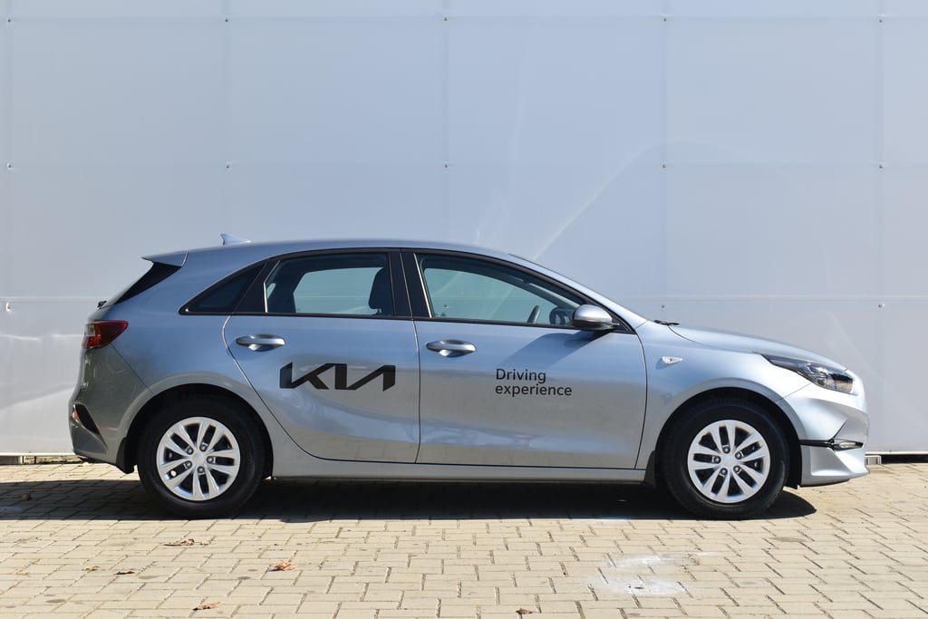 KIA Ceed 2025 — imagine 5