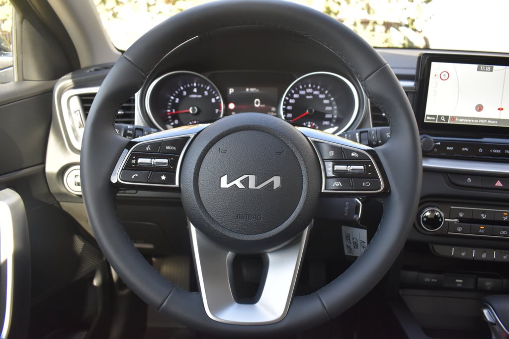 KIA Ceed 2025 — imagine 11