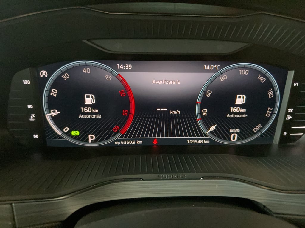 SKODA Superb Combi 2022 — imagine 10