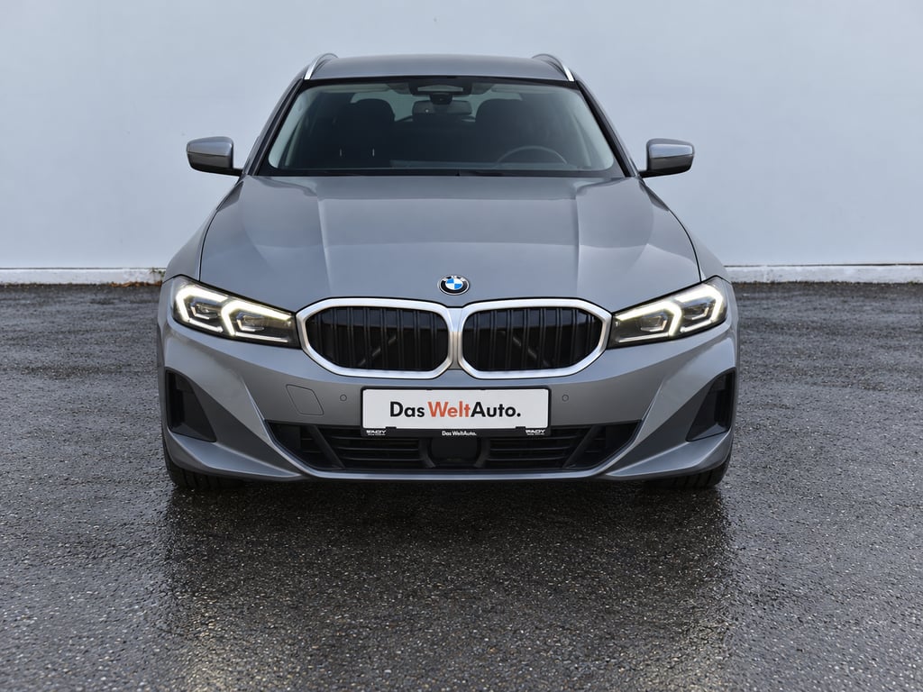 BMW Seria 3 2023 — imagine 11