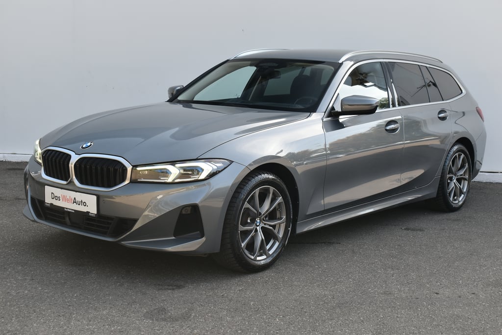 BMW Seria 3 2023 — imagine 12